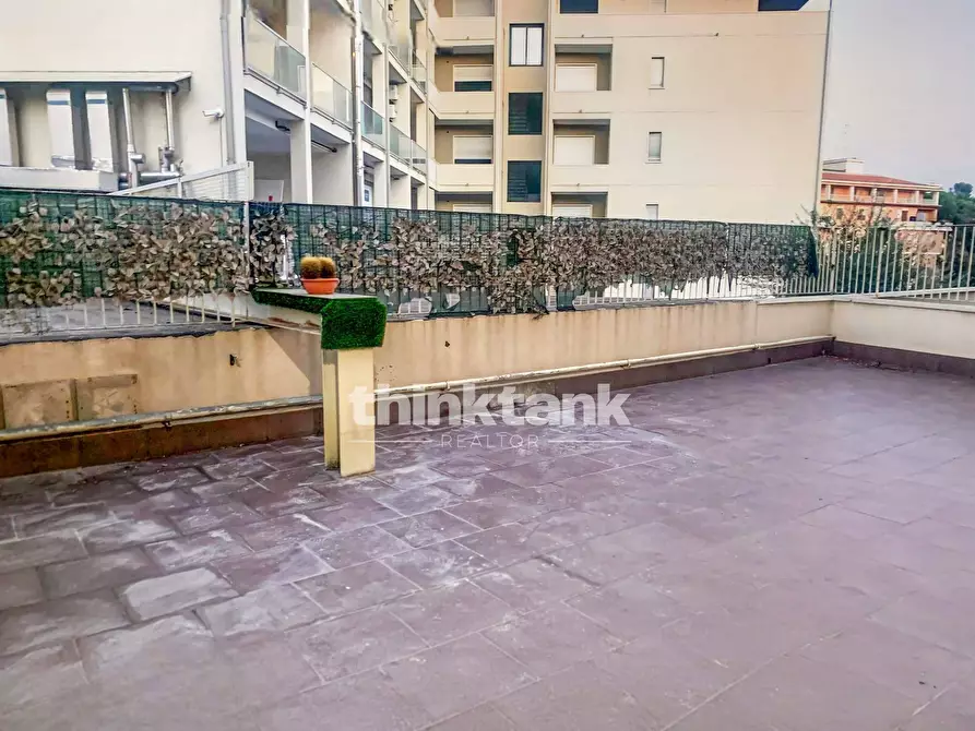 Immagine 10 di Appartamento in vendita  in Via Battello snc a Catania