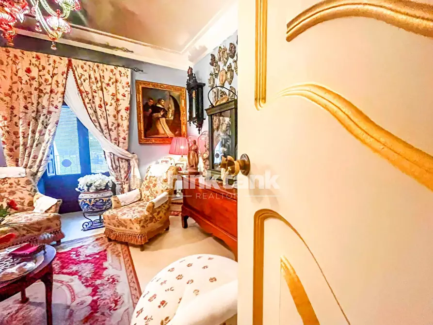 Immagine 5 di Appartamento in vendita  in Piazza umberto I snc a Caltagirone