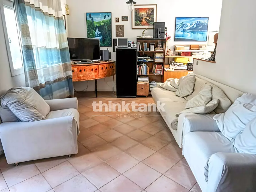 Immagine 4 di Villetta a schiera in vendita  in Via del Bosco a Gravina Di Catania