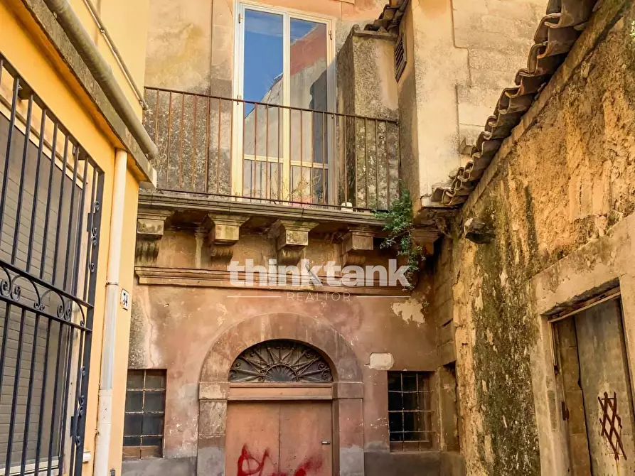 Immagine 2 di Villa in vendita  in Via Annunzio Cervi a Ragusa