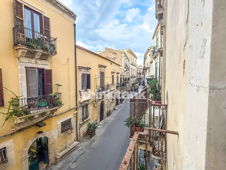Immagine 10 di Casa semindipendente in vendita  in Via Vittorio Veneto a Siracusa