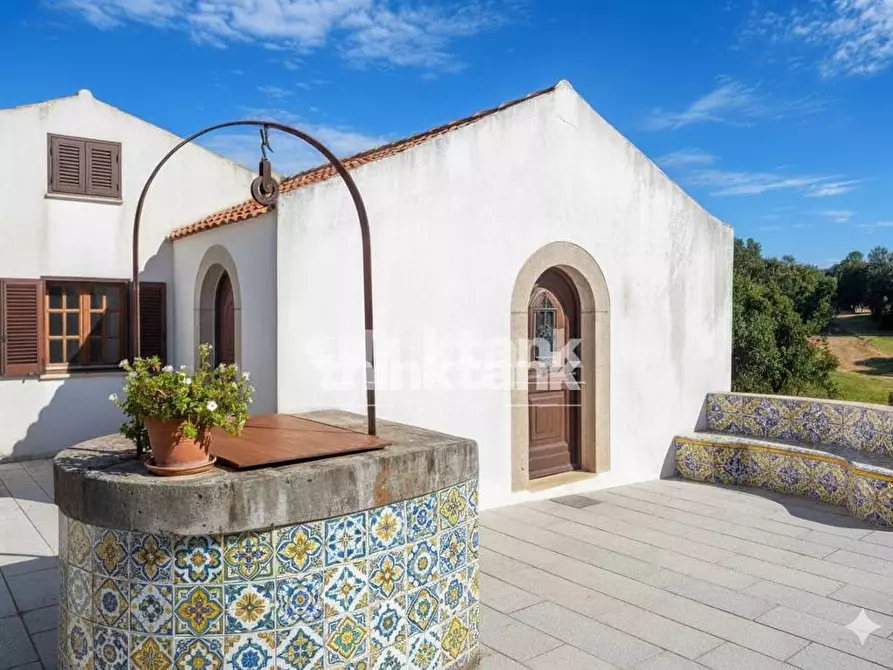 Immagine 15 di Rustico / casale in vendita  in Via Tavola a Piedimonte Etneo