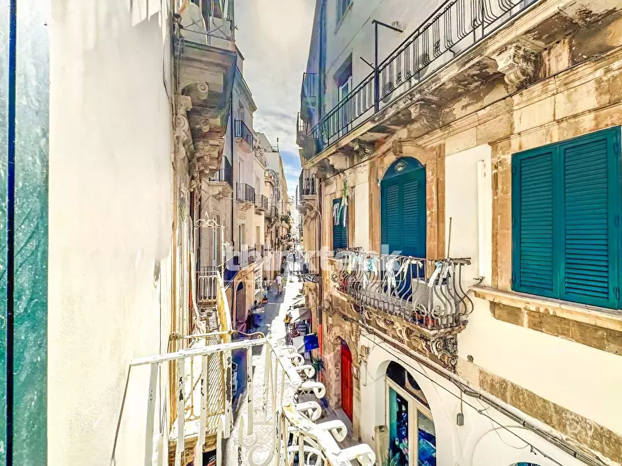 Immagine 2 di Appartamento in vendita  in Via Cavour a Siracusa