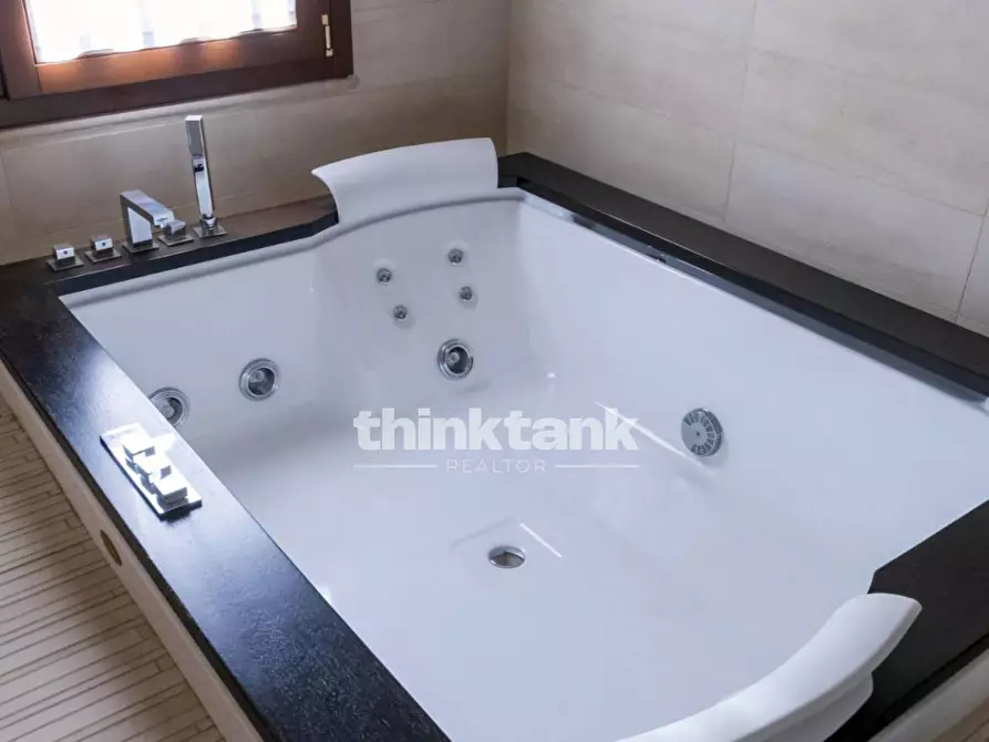 Immagine 19 di Villa in vendita  in Via Spirito Santo a Aci Sant'antonio