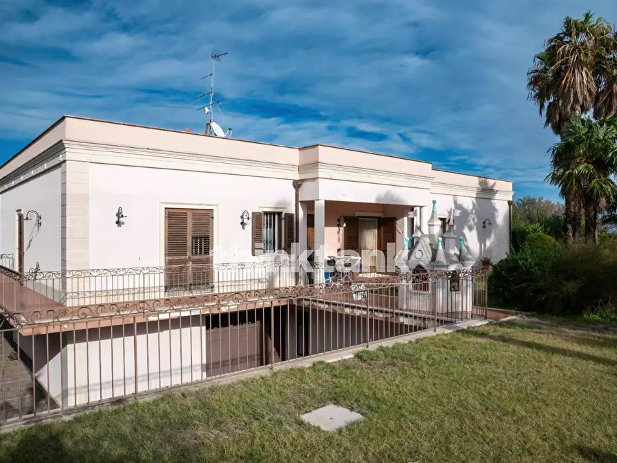 Immagine 6 di Villa in vendita  in Via Spirito Santo a Aci Sant'antonio