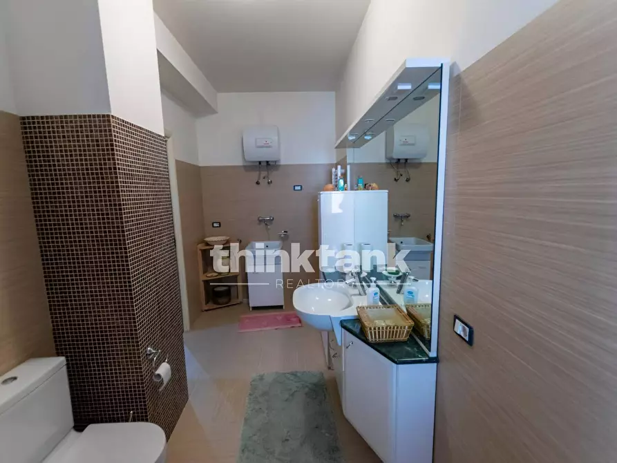 Immagine 17 di Villa in vendita  in Via Spirito Santo a Aci Sant'antonio