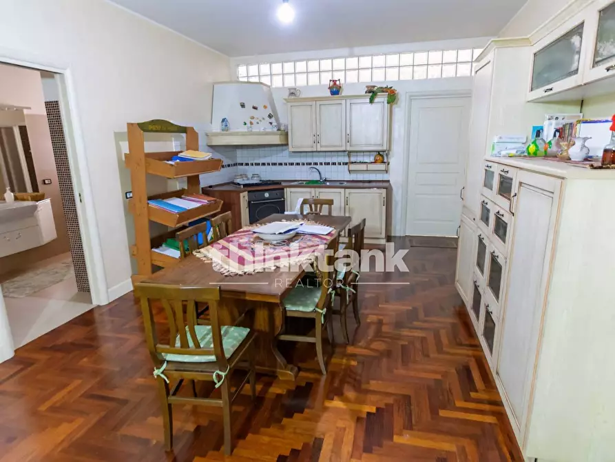 Immagine 11 di Villa in vendita  in Via Spirito Santo a Aci Sant'antonio