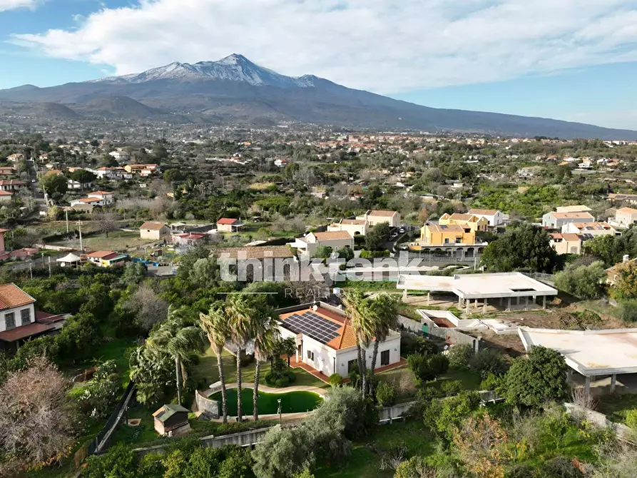 Immagine 23 di Villa in vendita  in Via Spirito Santo a Aci Sant'antonio