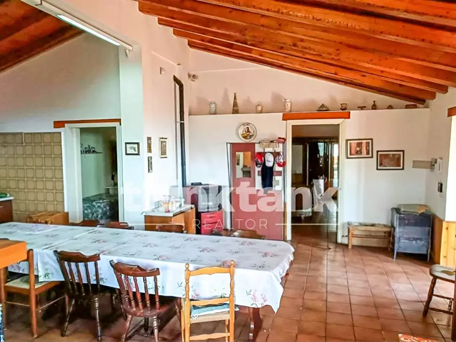 Immagine 5 di Villa in vendita  in Via Genova a Aidone