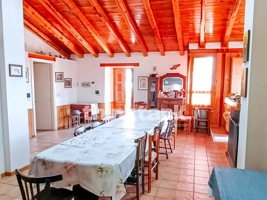 Immagine 11 di Villa in vendita  in Via Genova a Aidone