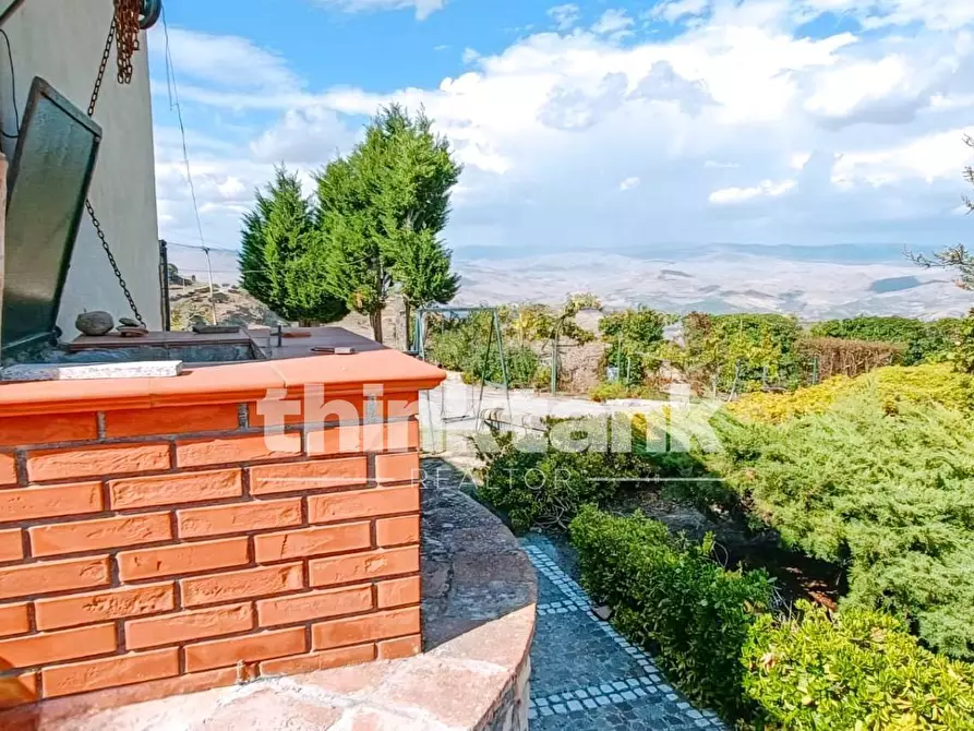 Immagine 22 di Villa in vendita  in Via Genova a Aidone