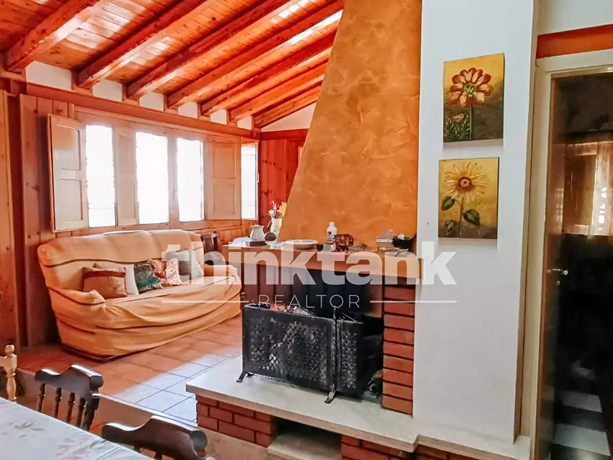 Immagine 13 di Villa in vendita  in Via Genova a Aidone