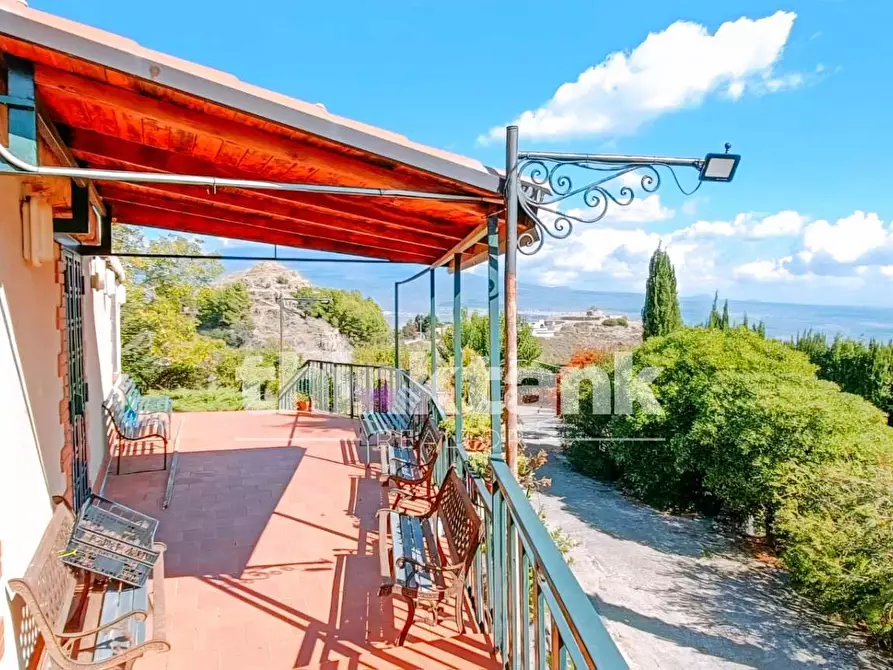 Immagine 26 di Villa in vendita  in Via Genova a Aidone