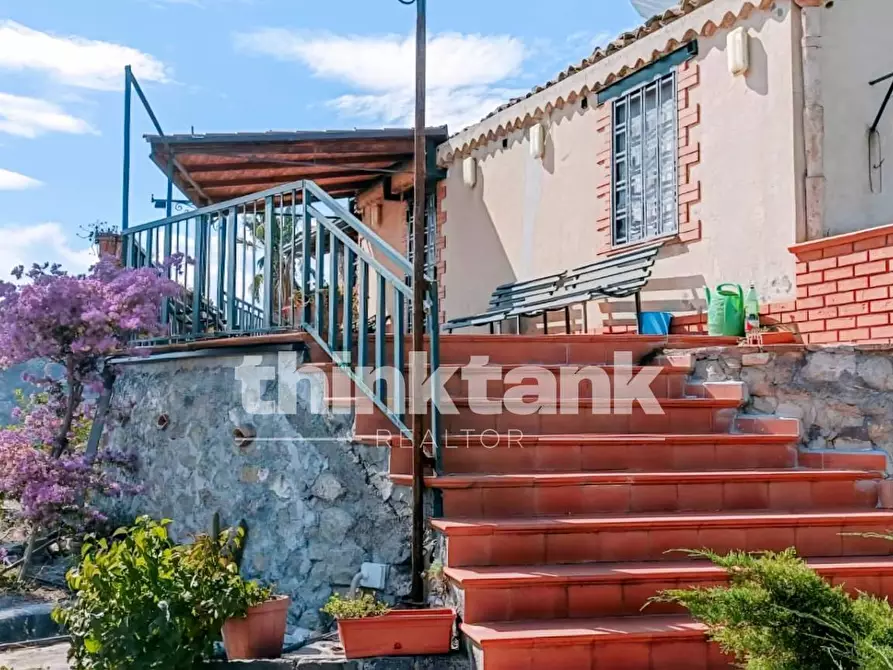 Immagine 29 di Villa in vendita  in Via Genova a Aidone