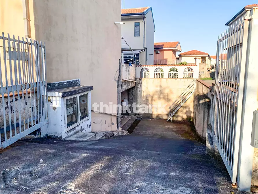 Immagine 20 di Villetta a schiera in vendita  in Via Marco Polo 40 a Riposto