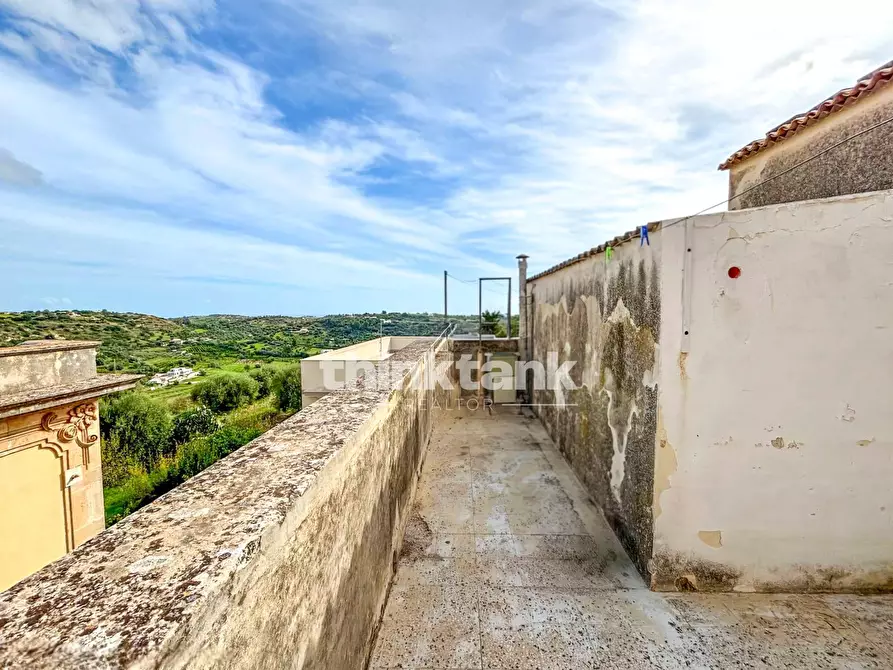 Immagine 3 di Appartamento in vendita  in Via Principe Umberto a Noto