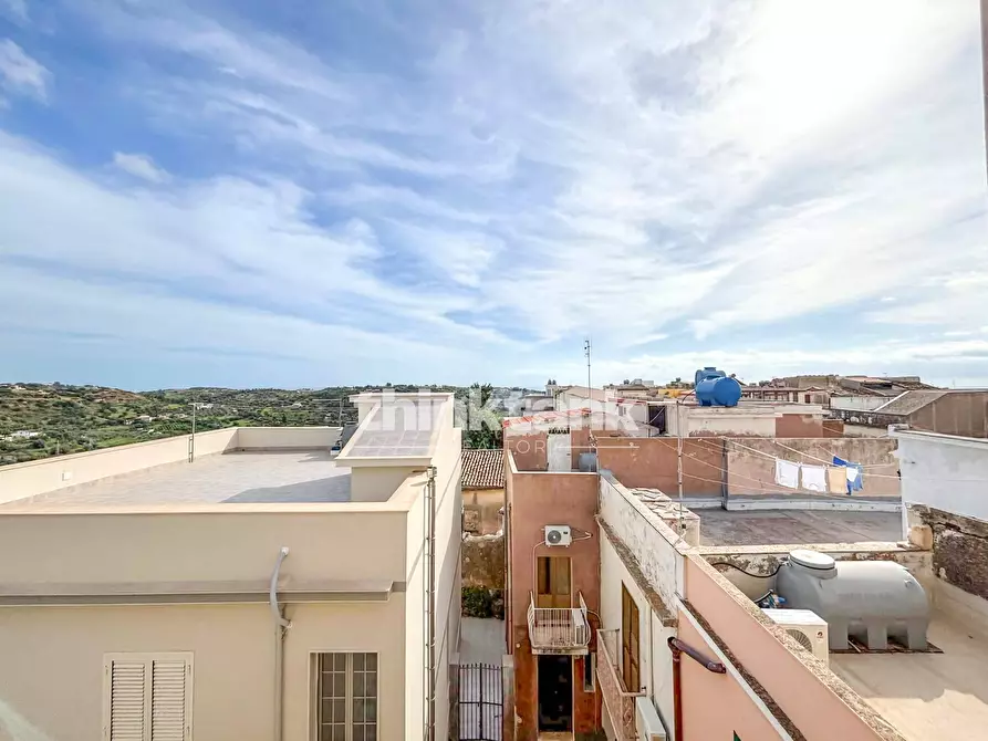 Immagine 13 di Appartamento in vendita  in Via Principe Umberto a Noto