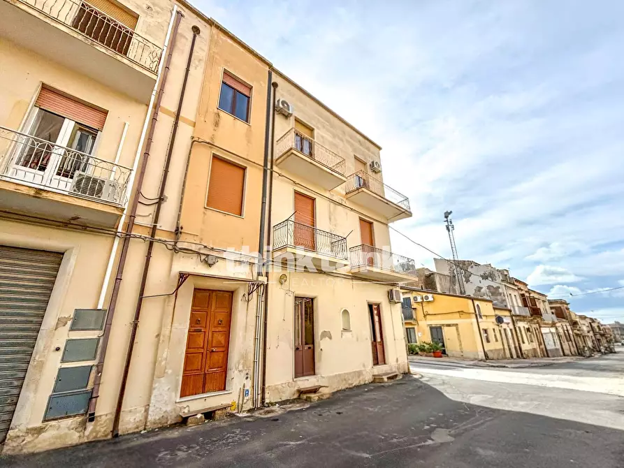 Immagine 23 di Appartamento in vendita  in Via Principe Umberto a Noto