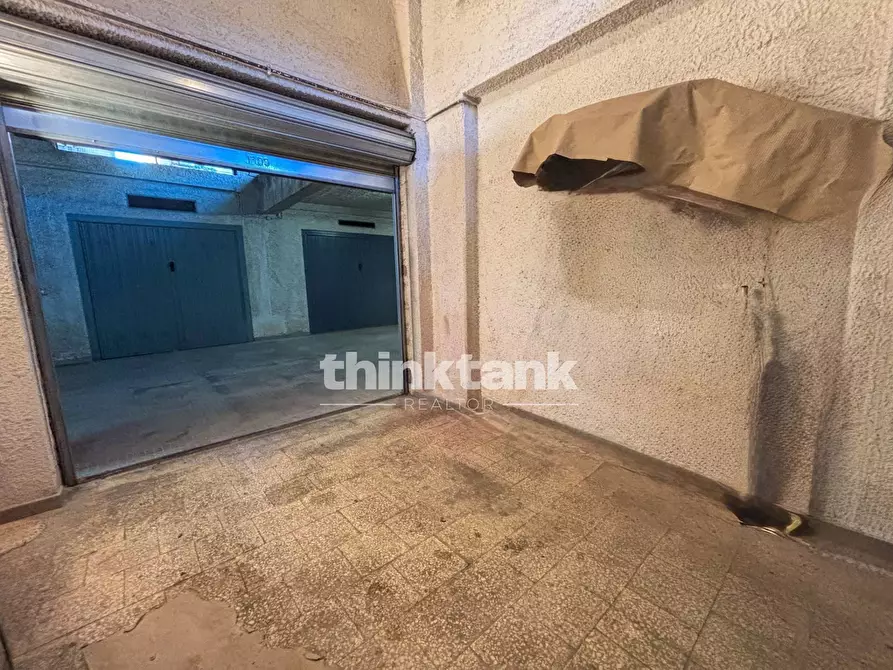 Immagine 6 di Box auto in vendita  in Via Euopa a Siracusa