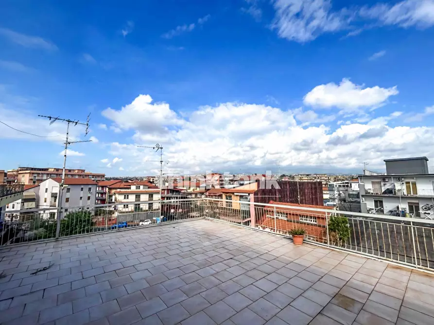 Immagine 12 di Attico in vendita  in Via Vittorio Emanuele a Gravina Di Catania