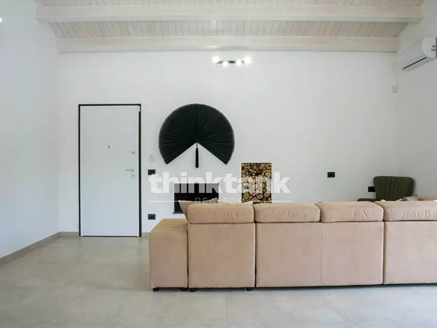 Immagine 18 di Villa in vendita  in Via Ucca Marina snc a Ispica