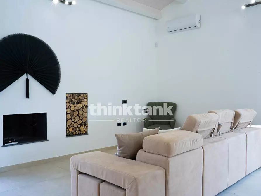 Immagine 16 di Villa in vendita  in Via Ucca Marina snc a Ispica