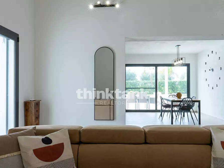 Immagine 20 di Villa in vendita  in Via Ucca Marina snc a Ispica