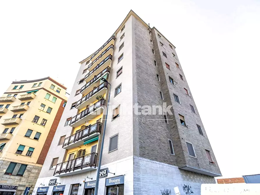 Immagine 1 di Appartamento in vendita  in Piazza Sire Raul 3 a Milano