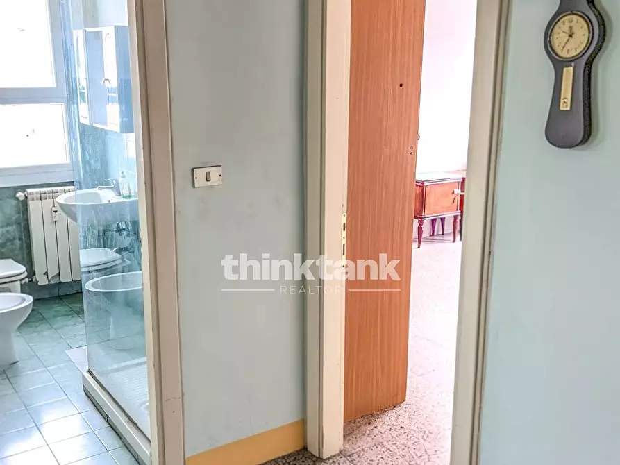 Immagine 10 di Appartamento in vendita  in Piazza Sire Raul 3 a Milano