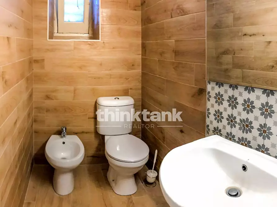 Immagine 19 di Villa in vendita  in Via Del Bosco a Gravina Di Catania