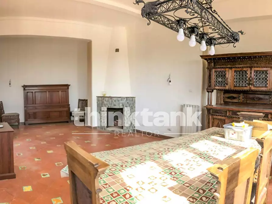 Immagine 8 di Villa in vendita  in Via Del Bosco a Gravina Di Catania