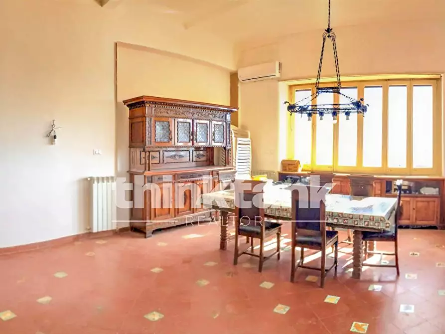 Immagine 7 di Villa in vendita  in Via Del Bosco a Gravina Di Catania