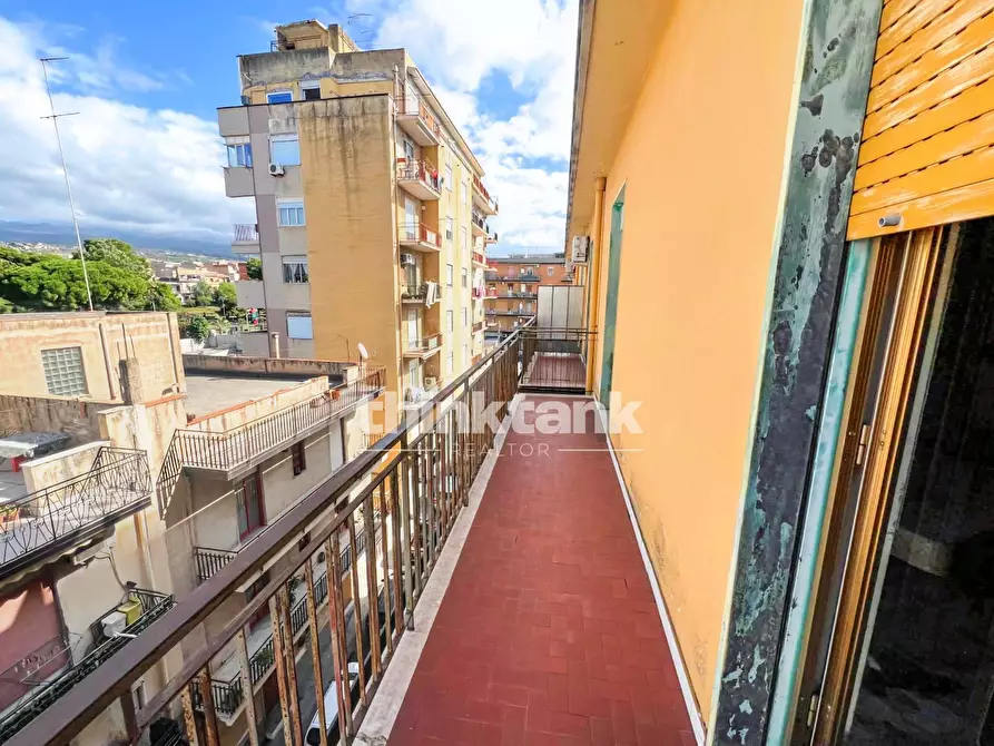 Immagine 9 di Appartamento in vendita  in Via Carlo Marx a Adrano