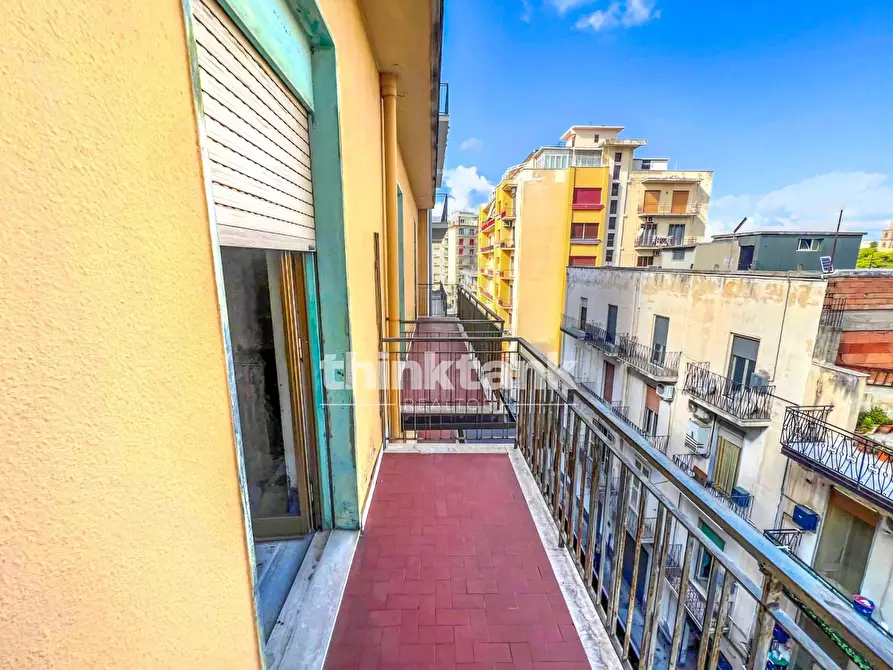 Immagine 10 di Appartamento in vendita  in Via Carlo Marx a Adrano