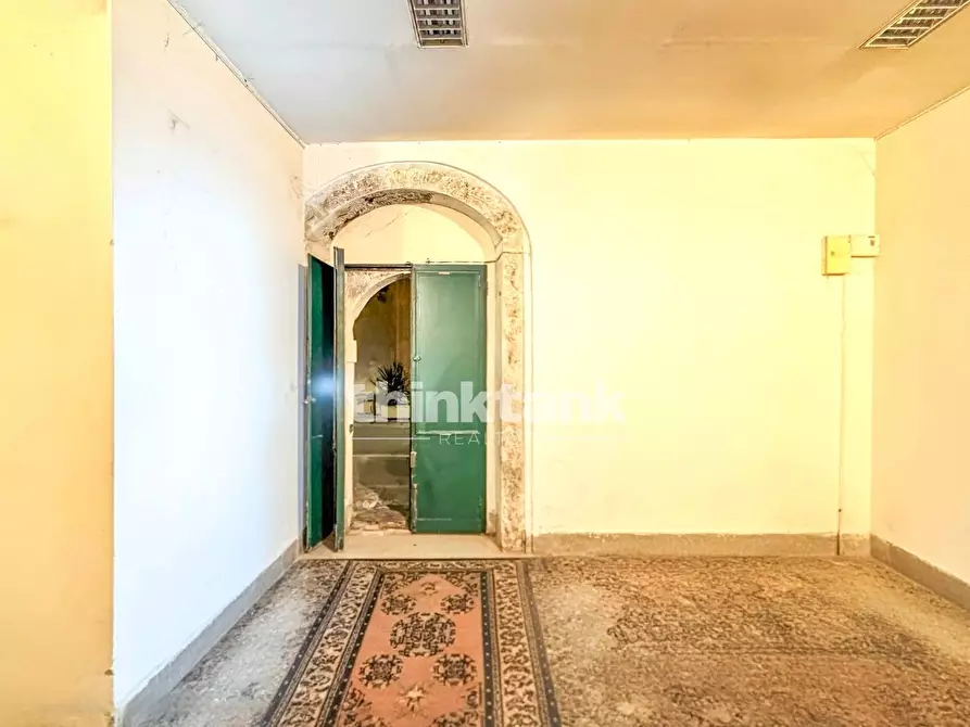 Immagine 6 di Attività commerciale in vendita  in Via Vittorio Veneto a Siracusa