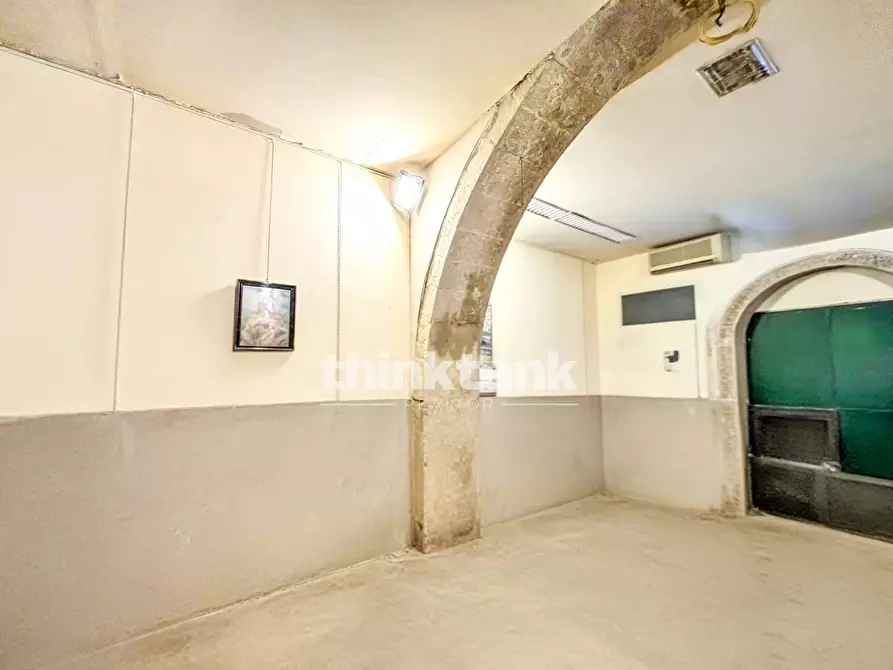 Immagine 4 di Attività commerciale in vendita  in Via Vittorio Veneto a Siracusa