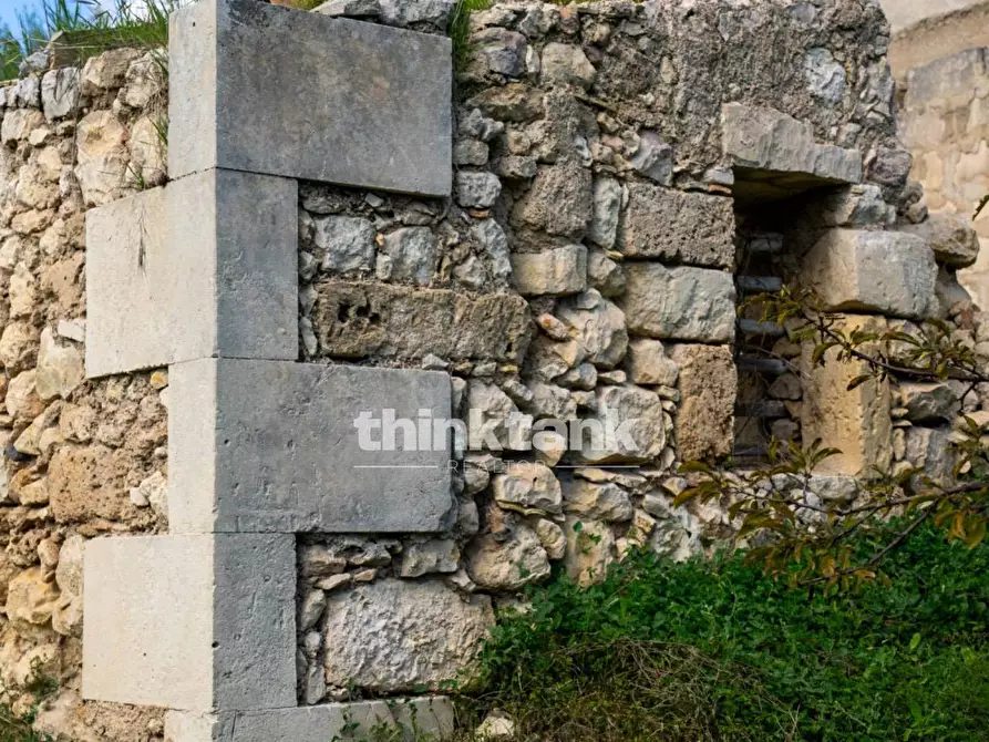 Immagine 39 di Terreno residenziale in vendita  in Via delle Ginestra a Avola