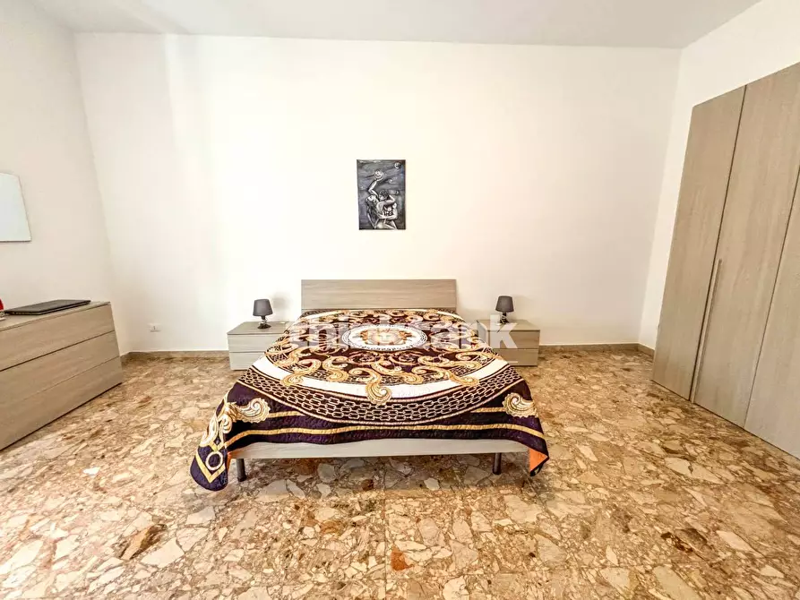 Immagine 9 di Appartamento in vendita  in Via Venezia a Siracusa