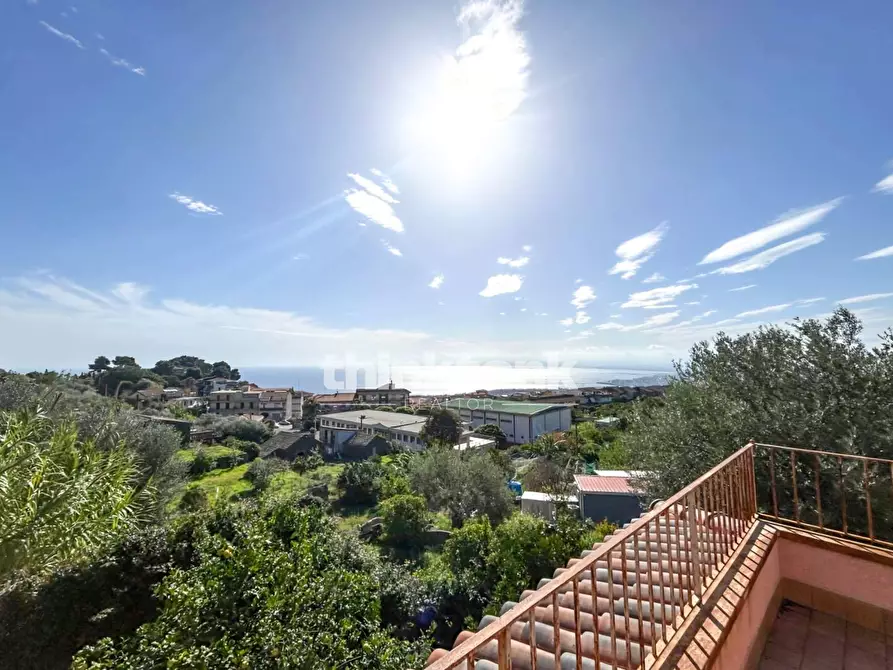 Immagine 36 di Villa in vendita  in Via Nizzeti ì a Valverde