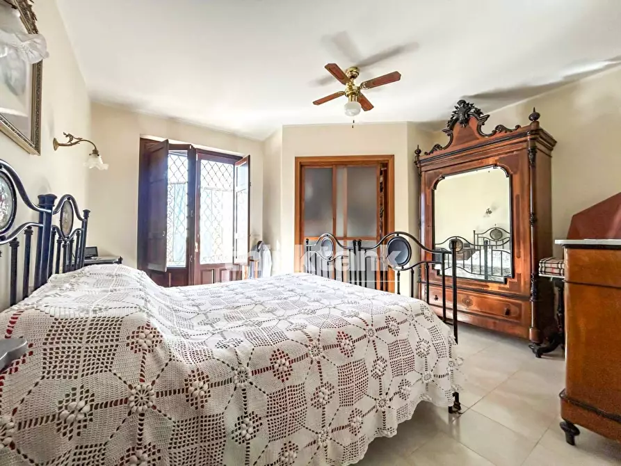 Immagine 28 di Villa in vendita  in Via Nizzeti ì a Valverde