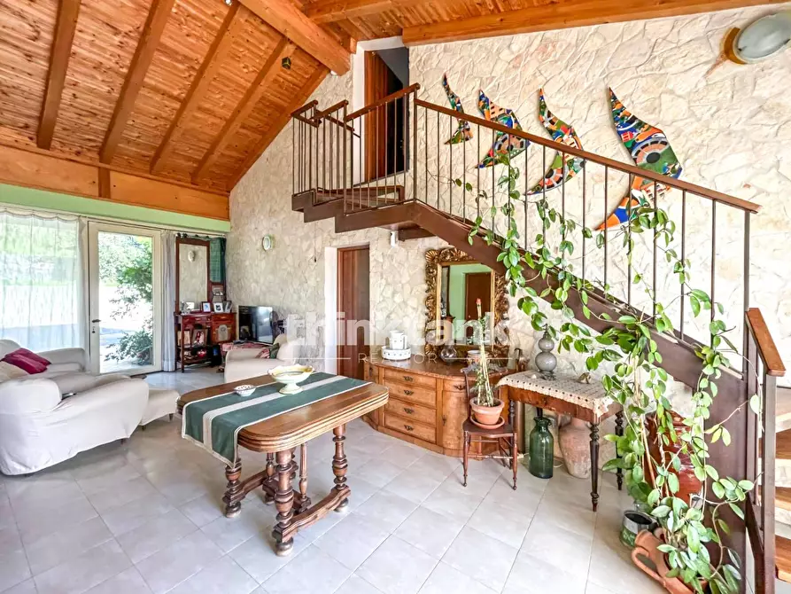 Immagine 14 di Villa in vendita  in Via Nizzeti ì a Valverde