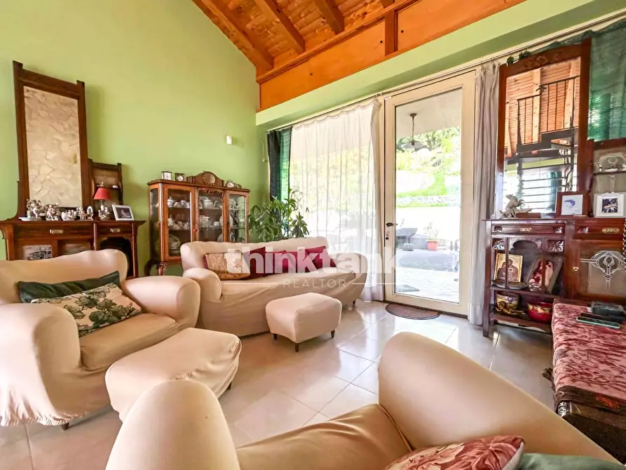 Immagine 16 di Villa in vendita  in Via Nizzeti ì a Valverde