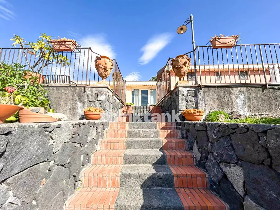 Immagine 2 di Villa in vendita  in Via Nizzeti ì a Valverde