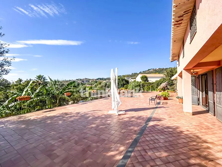 Immagine 11 di Villa in vendita  in Via Nizzeti ì a Valverde