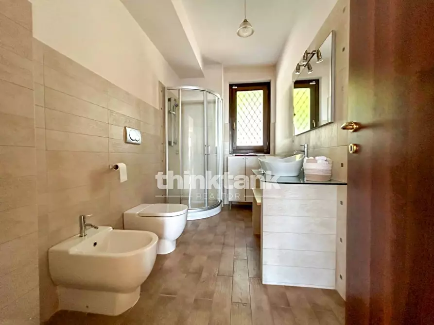 Immagine 30 di Villa in vendita  in Via Nizzeti ì a Valverde