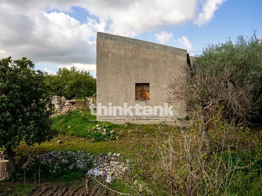 Immagine 78 di Rustico / casale in vendita  in Via della ginestra a Avola