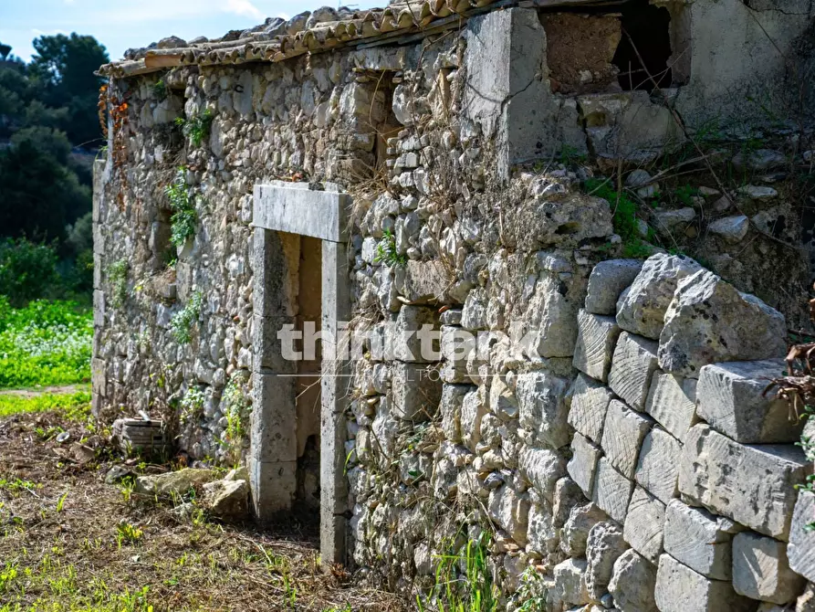 Immagine 87 di Rustico / casale in vendita  in Via della ginestra a Avola