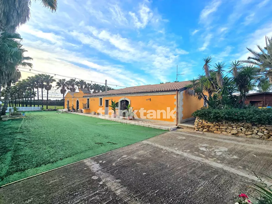 Immagine 68 di Rustico / casale in vendita  in SS115 Km4 a Vittoria