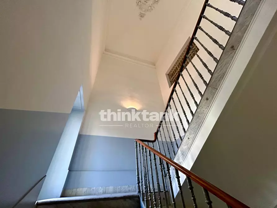 Immagine 24 di Palazzo in affitto  in Piazza Vincenzo Bellini a Catania