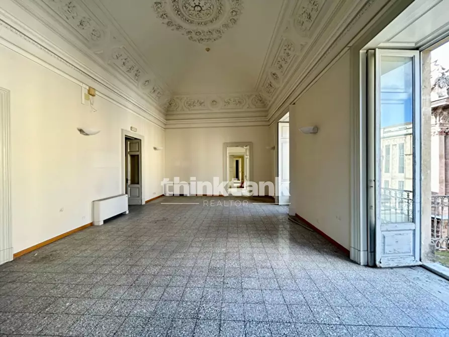 Immagine 10 di Palazzo in affitto  in Piazza Vincenzo Bellini a Catania